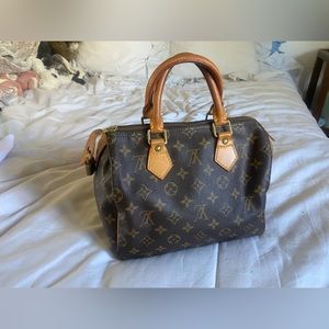 Vintage Louis speedy 25